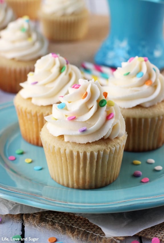 Perfect Vanilla Sheet Cake Deliciously Moist And Fluffy Vanilla Cake Baked In A Rectangle Pan