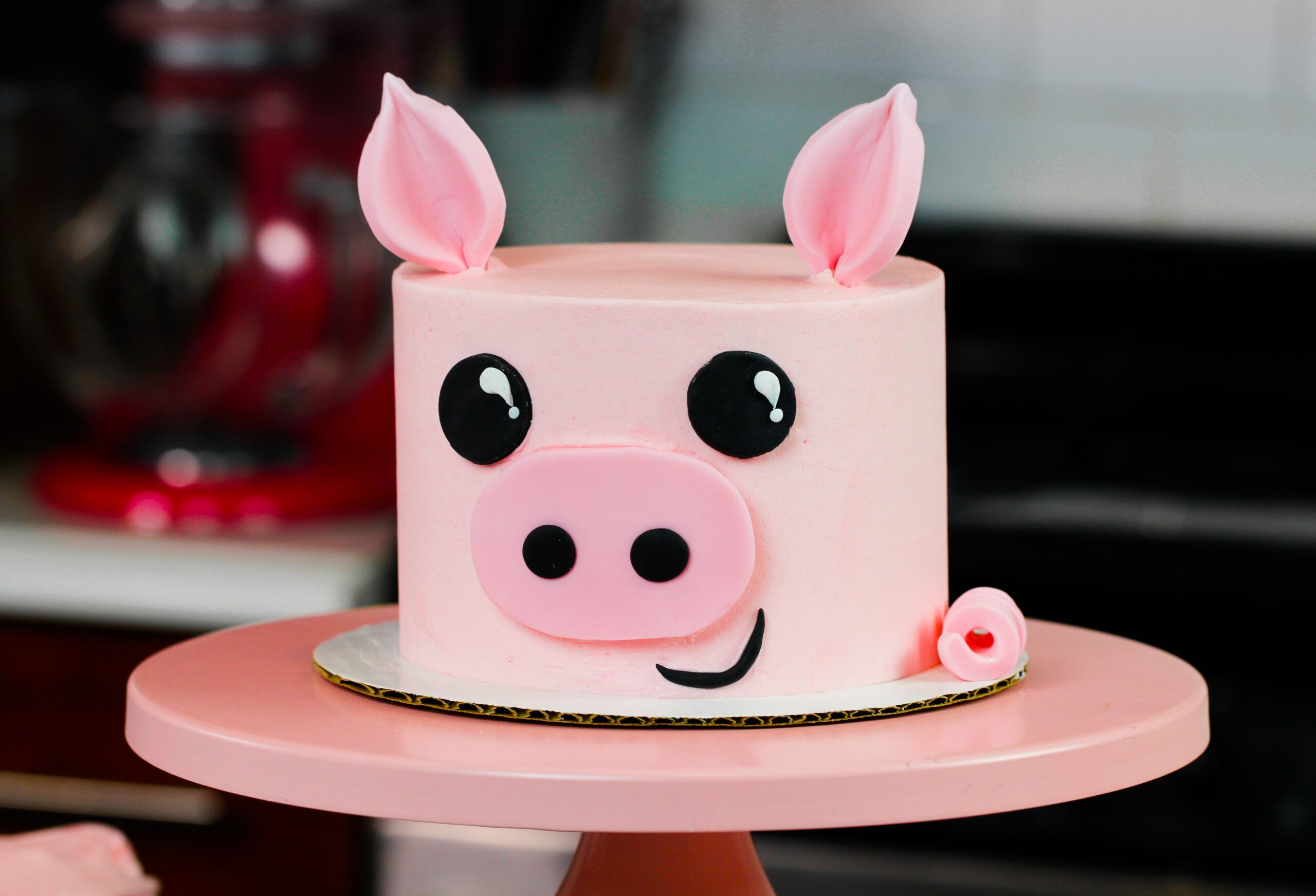 Pig Birthday Cake Moist Pink Cake Layers With Pink Buttercream Frosting