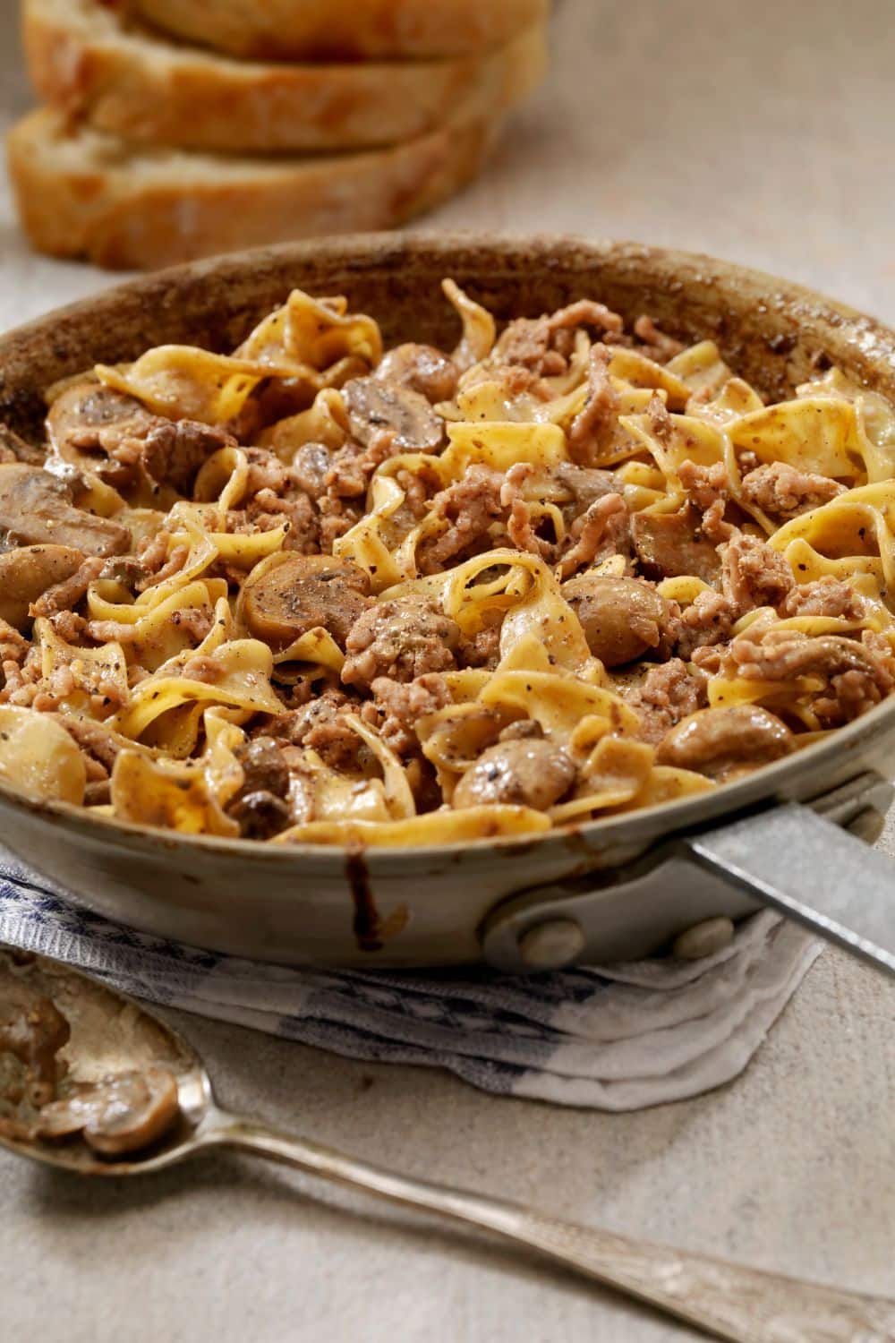 Pioneer Woman Slow Cooker Beef Stroganoff Delish Sides