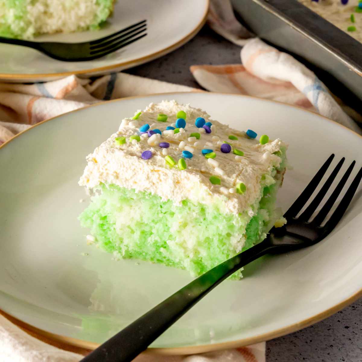 5 Easy Poke Cake Recipes You'll Love