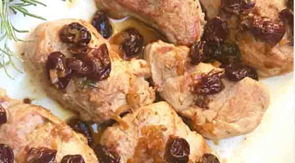 Pork Medallions With Cherry Sauce