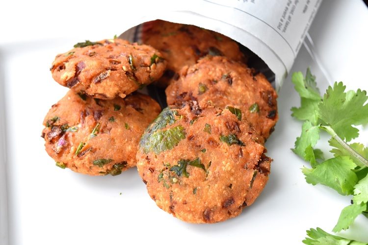 Premium Photo Masala Chana Dal Vada Or Parippu Or Paruppu Vadai Is A