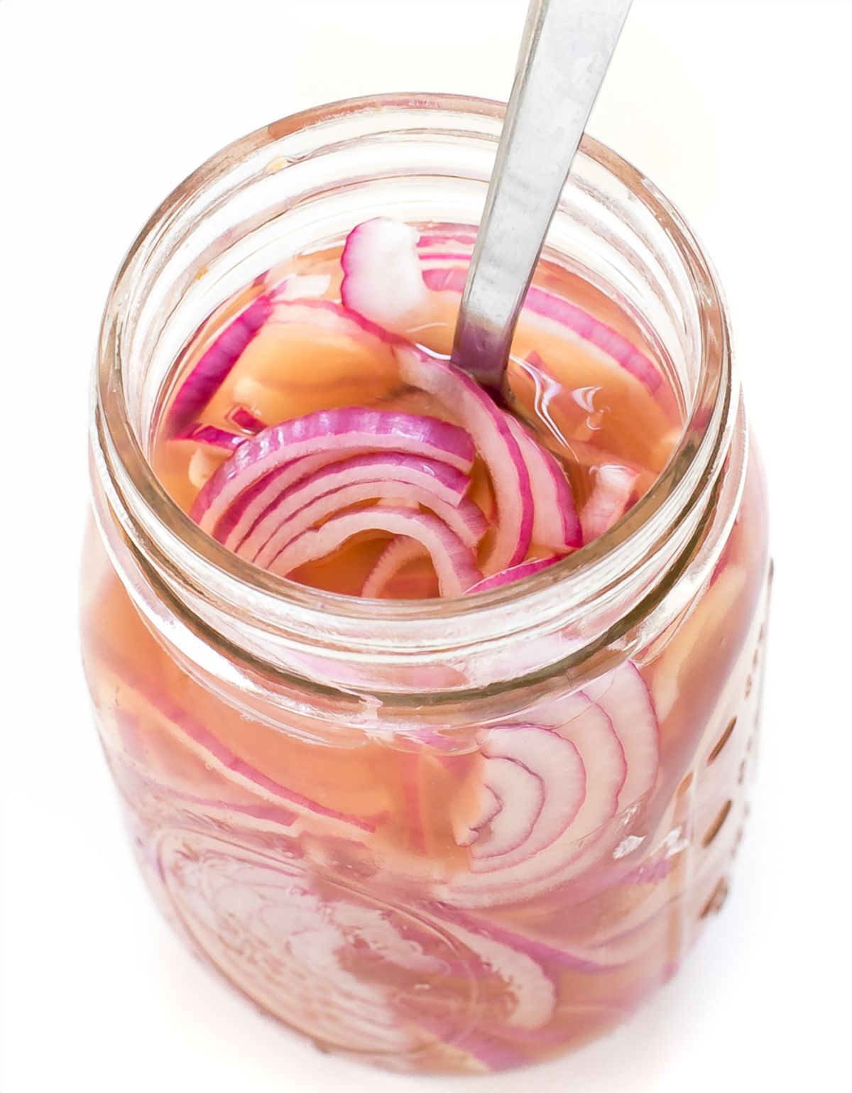 Quick Pickled Red Onions For Tacos Amp Sandwiches Chef Savvy