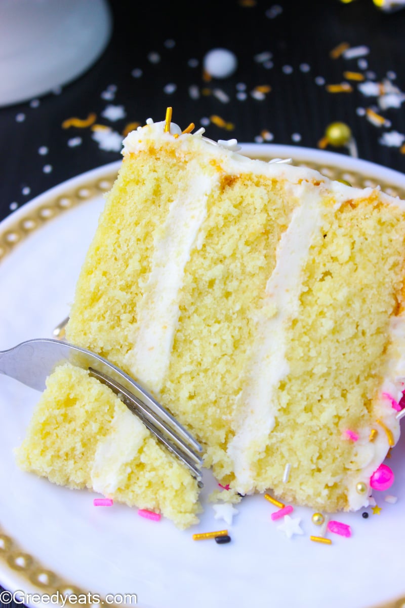 5 Essential Steps for Perfect Vanilla Sheet Cake