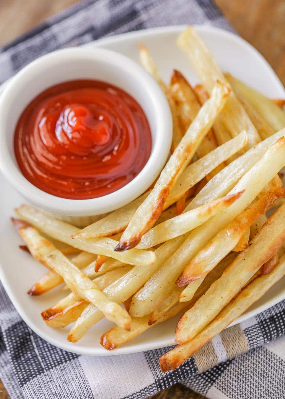 Crispy Baked Fries Recipe: Perfectly Simple and Delicious