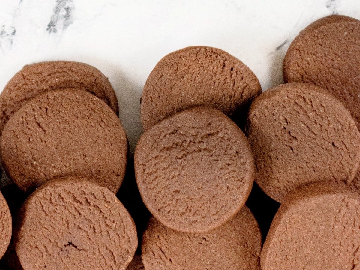 5 Easy Steps to Perfect Chocolate Ice Box Cookies