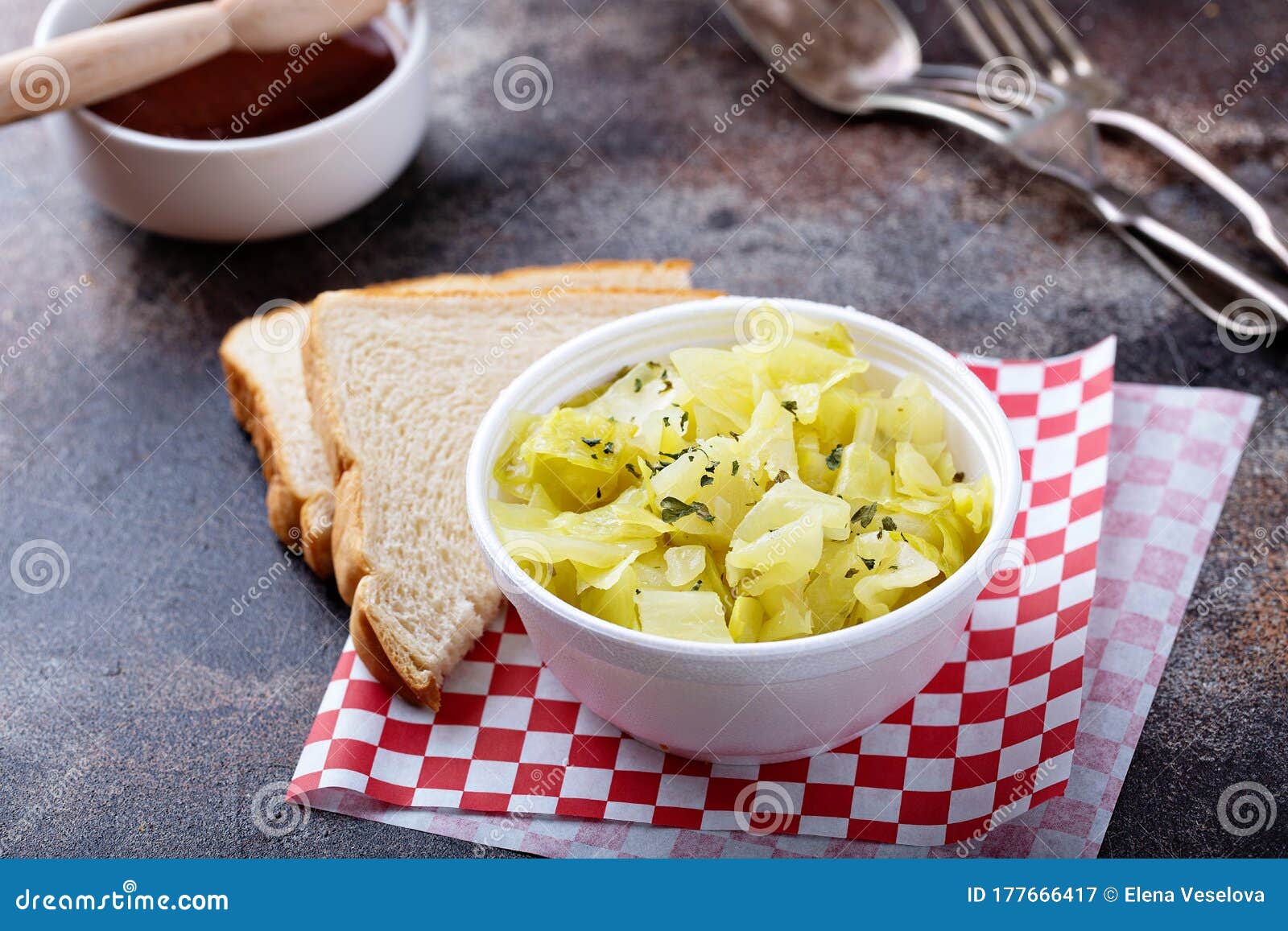 Delicious Cooked Cabbage Recipe: Perfect Side Dish