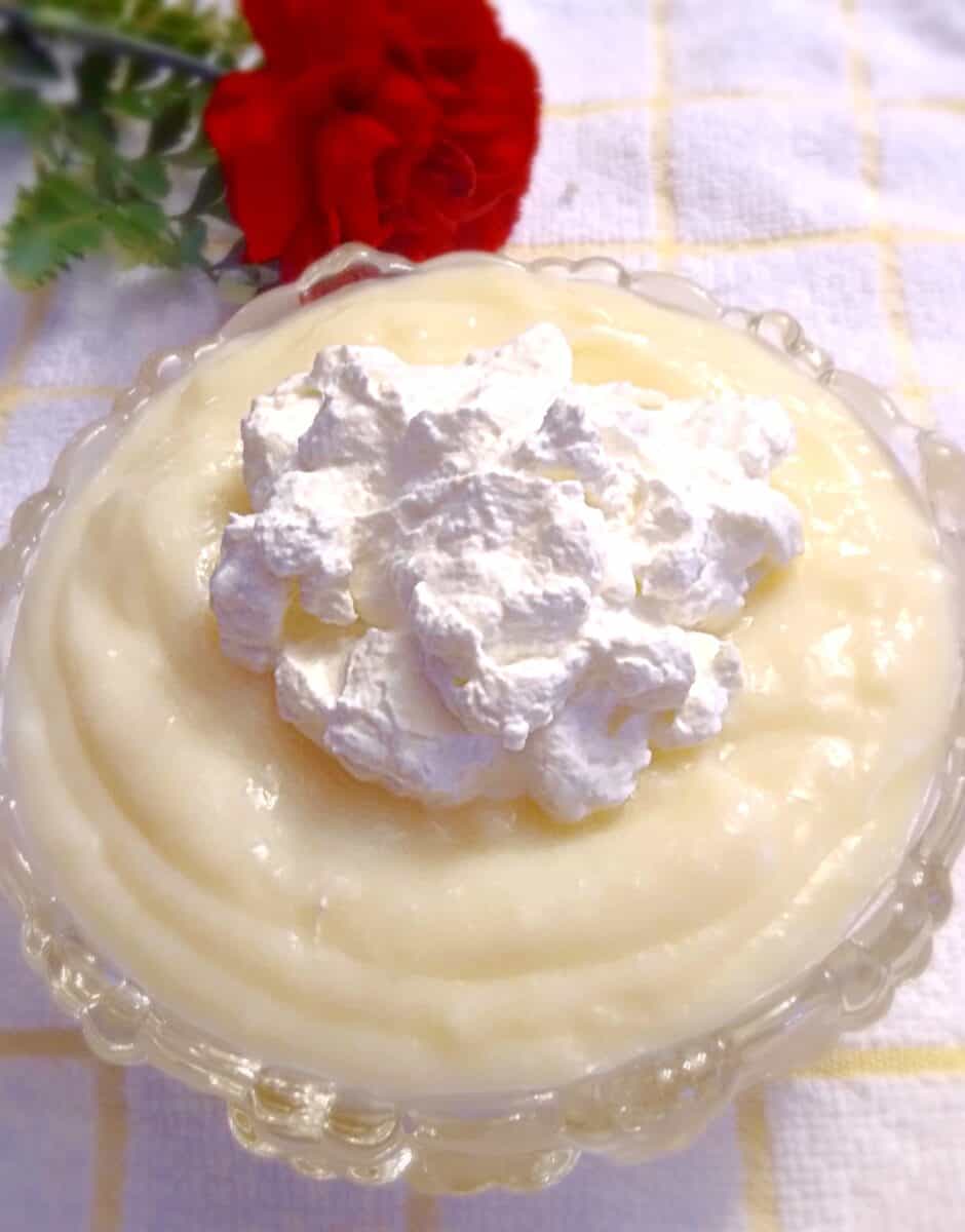 Delicious Cornstarch Pudding Recipe: Quick & Simple!