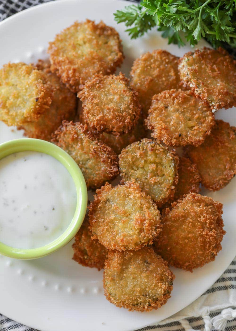 Deep Fried Pickles: The Ultimate Crunchy Snack Recipe