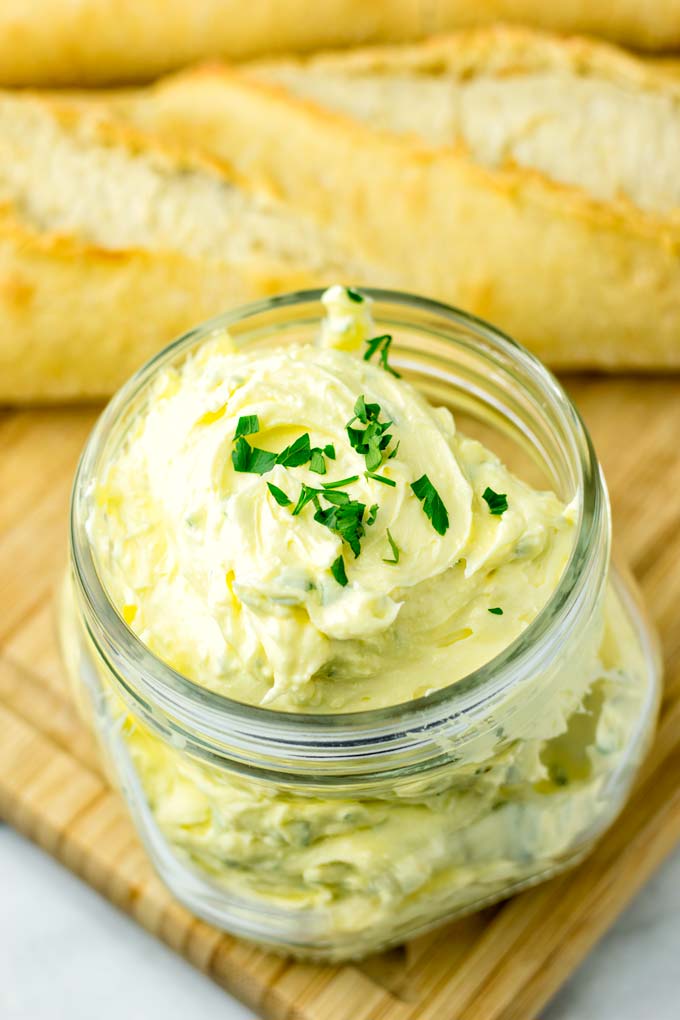 Garlic Butter Recipe: Simple and Delicious!