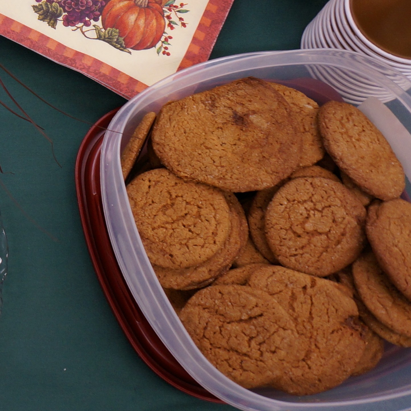 5-Ingredient Gingersnap Cookies: Simple and Delicious Recipe