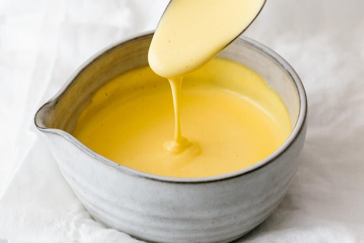 Hollandaise Sauce Recipe: Easy, Creamy Perfection