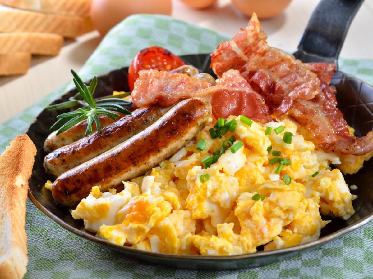 Roasted Breakfast Potatoes With Scrambled Eggs Bacon By