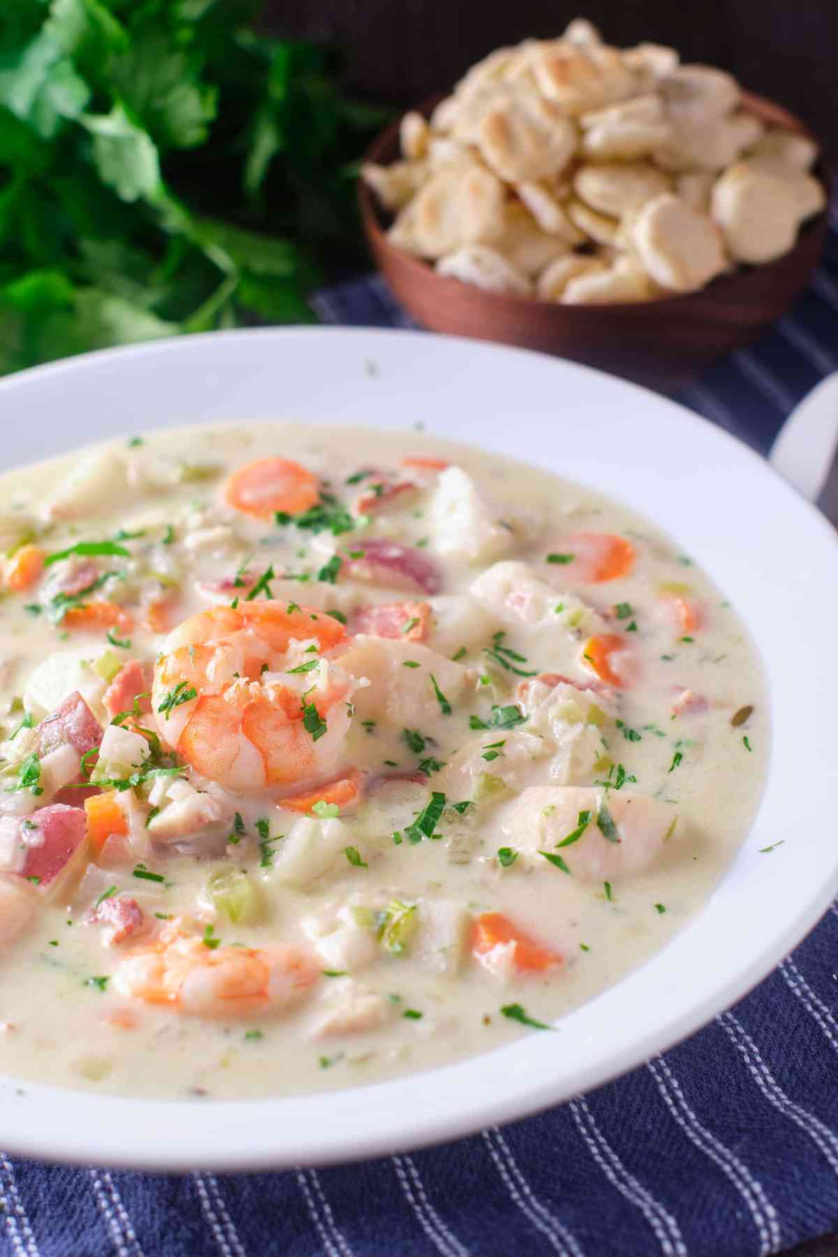 5 Easy Seafood Chowder Recipes to Try at Home