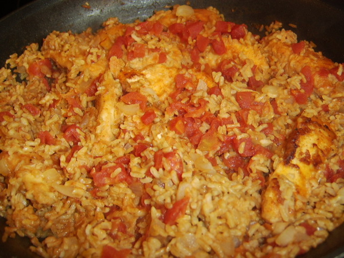 Simple Arroz Con Pollo Recipe Follow To A T And It Says It Comes Out Even Better Than At A