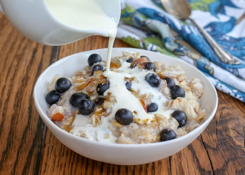 Simple Creamy Oatmeal Recipe To Keep You Full For Hours