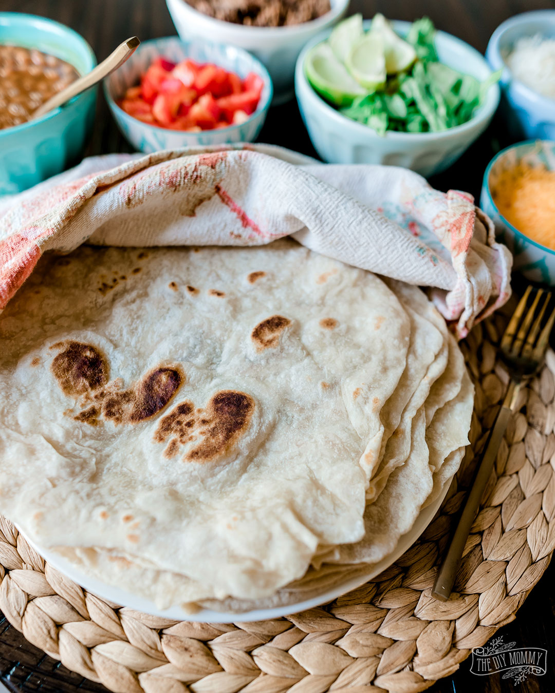 Simple Homemade Flour Tortillas For Family Taco Night The Diy Mommy