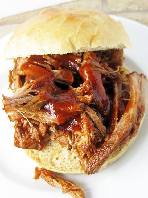 Slow Roasted Pulled Pork With Sweet Vinegar Sauce Slow Roasted Pulled Pork Pulled Pork Roast