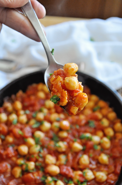 Spanish Garbanzo Bean Skillet With Chunky Tomatoes Recipe Garbanzo