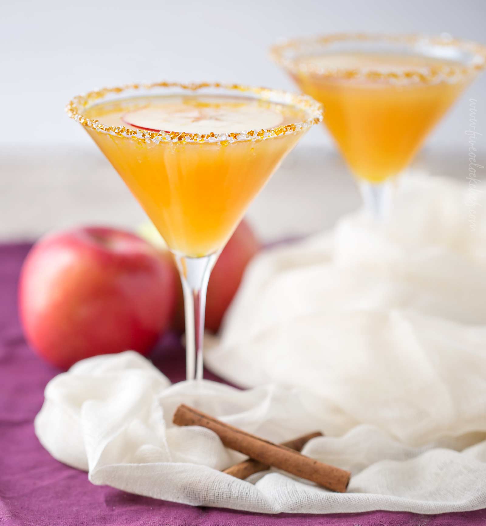 Spiced Caramel Apple Martini The Chunky Chef