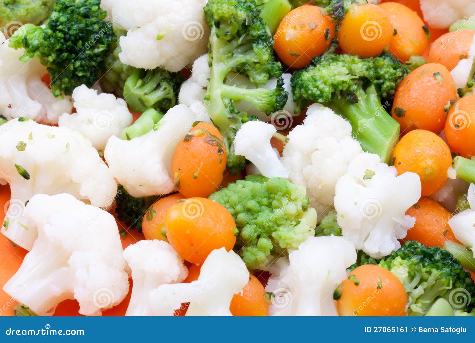 Steamed Broccoli Carrot And Cauliflower Stock Image Image Of Healthy