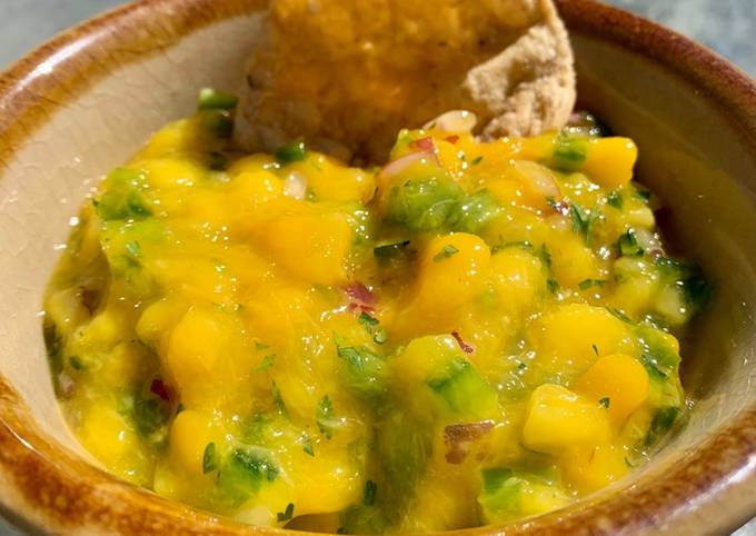 Steps To Prepare Quick Mango Salsa Supertcc Com