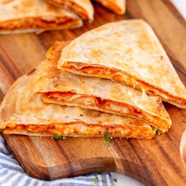 Super Easy Pepperoni Pizza Quesadillas Thrifty Frugal Mom