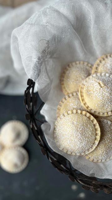 Suzie D Food Curator On Instagram These Genovese Ericine Cookies Are