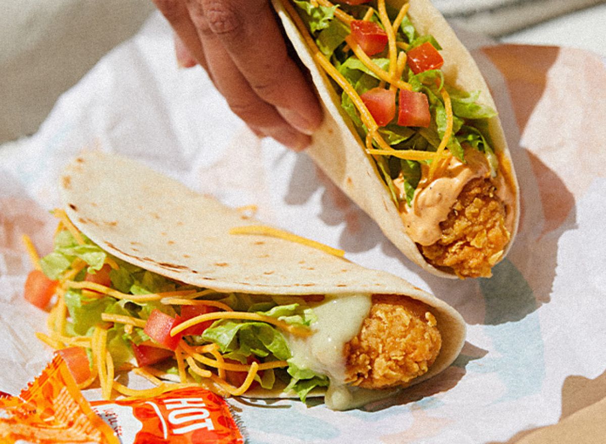 Taco Bell Amp 39 S Crispy Chicken Tacos Are Making A Mouth Watering Return