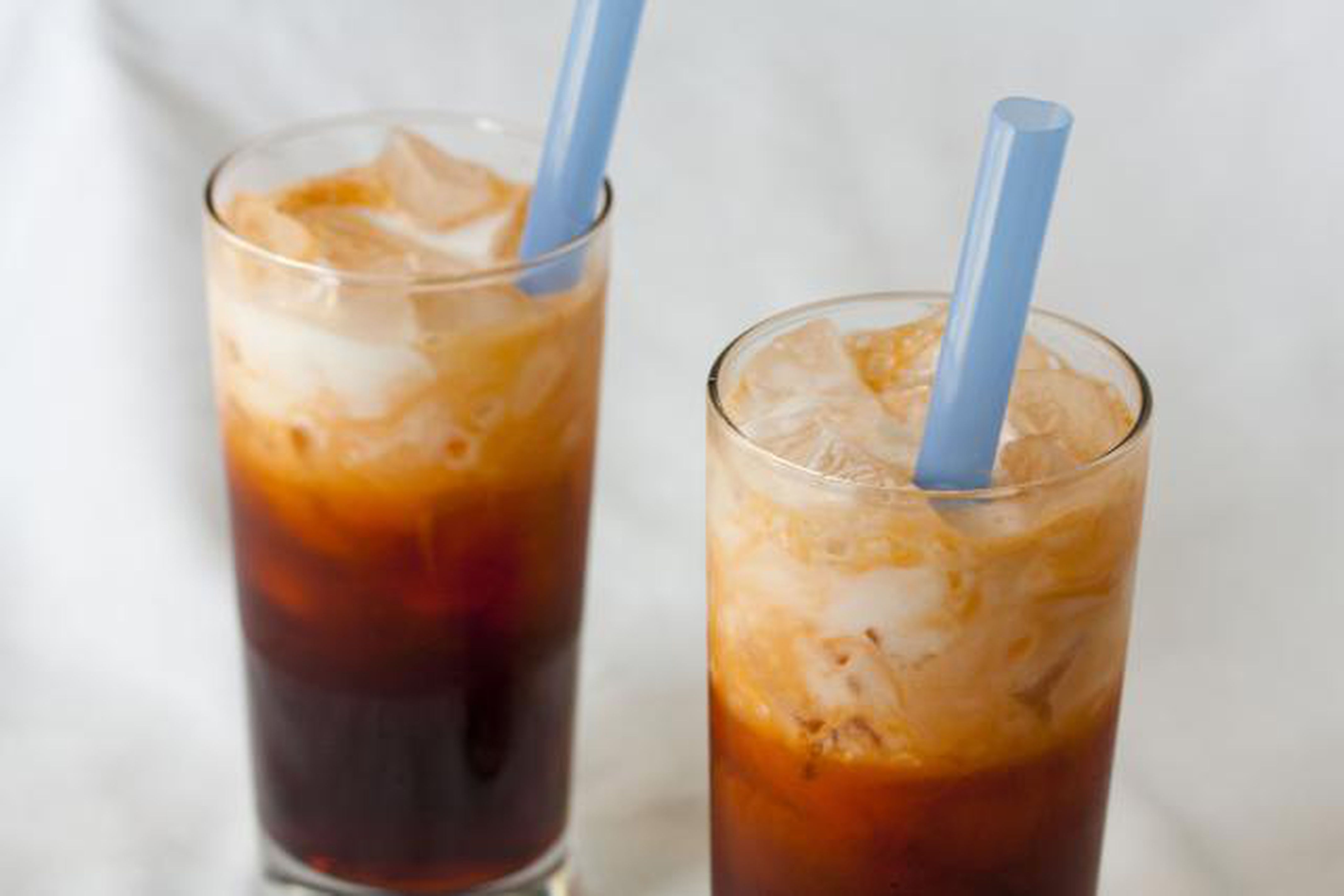 Thai Iced Tea Recipe By Tasty Recipe Tea Recipes Easy Thai Recipes