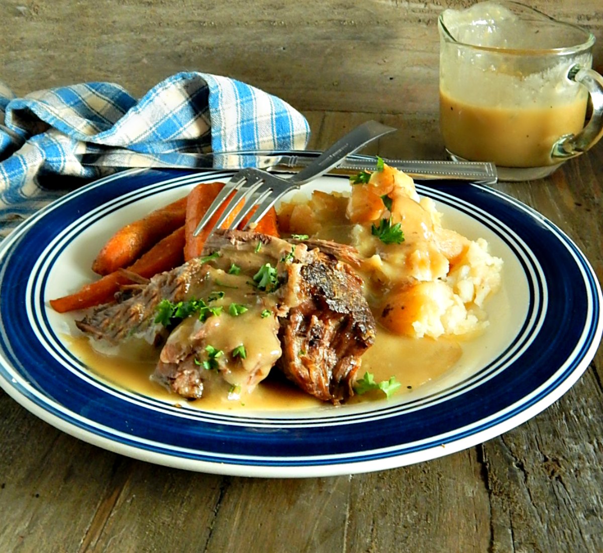 That Old Lipton Onion Soup Pot Roast Recipe Frugal Hausfrau Pot Roast Crock Pot Recipes Pot