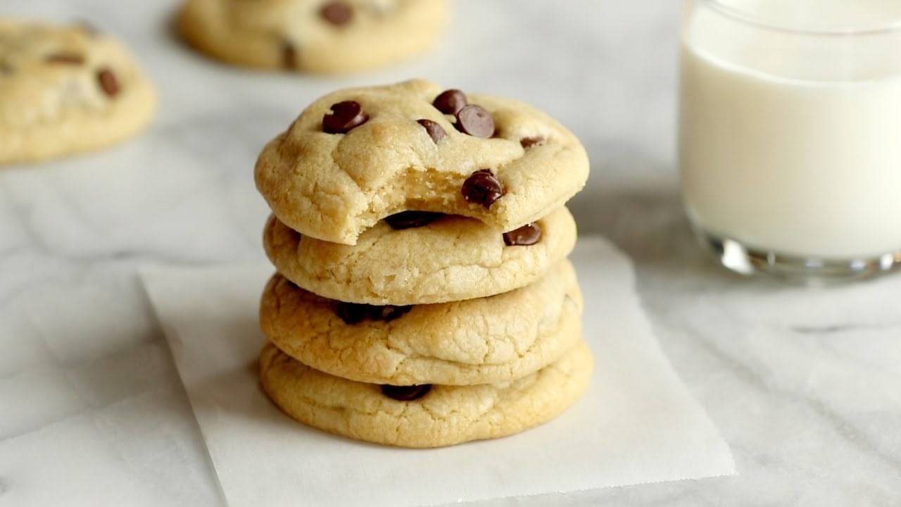 The Best Soft Chocolate Chip Cookies Recipe Pinch Of Yum