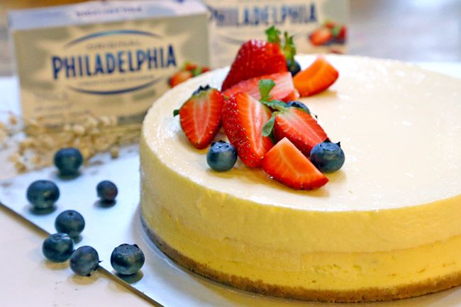 The Best Sour Cream Cheesecake Recipe New York Style Foodology Geek