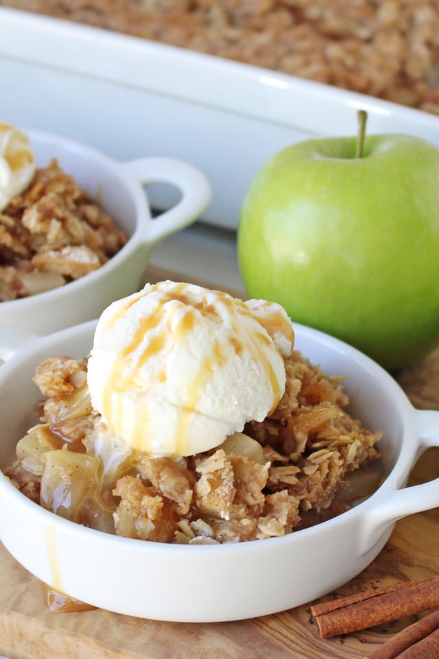 The Perfect Apple Crisp To Amp Fro