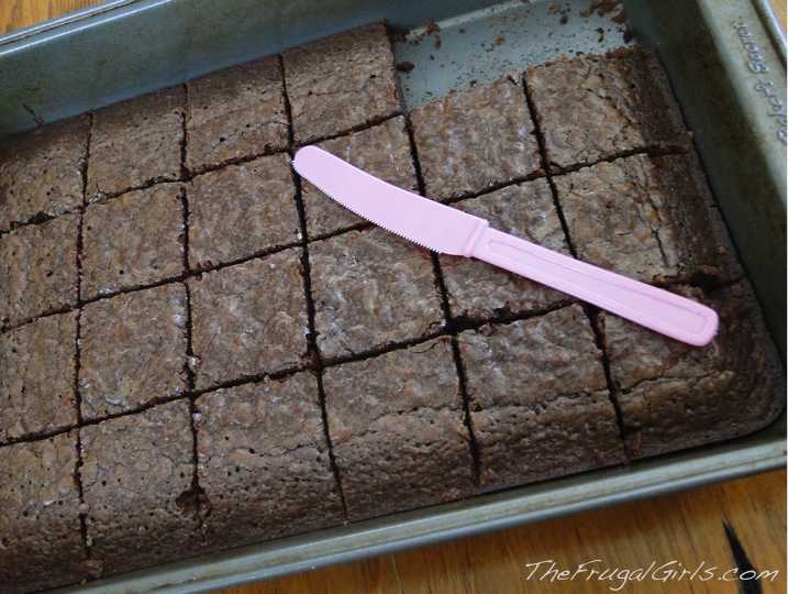 The Trick To Cutting Perfect Brownies The Frugal Girls