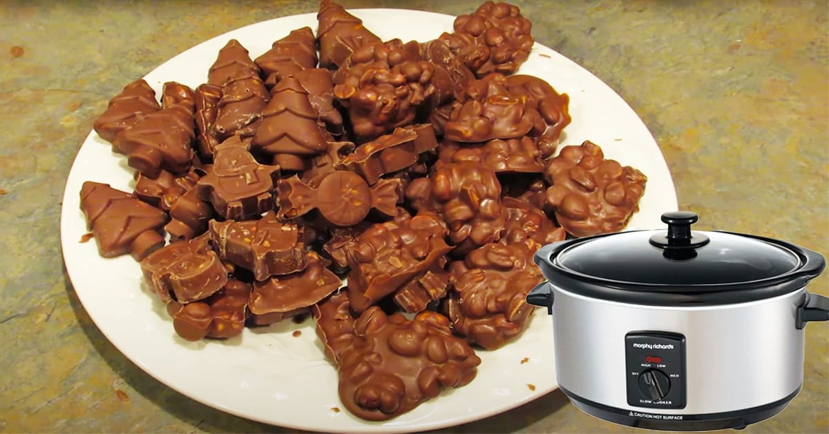 These Easy Slow Cooker Chocolate Peanut Clusters Are Super Delicious