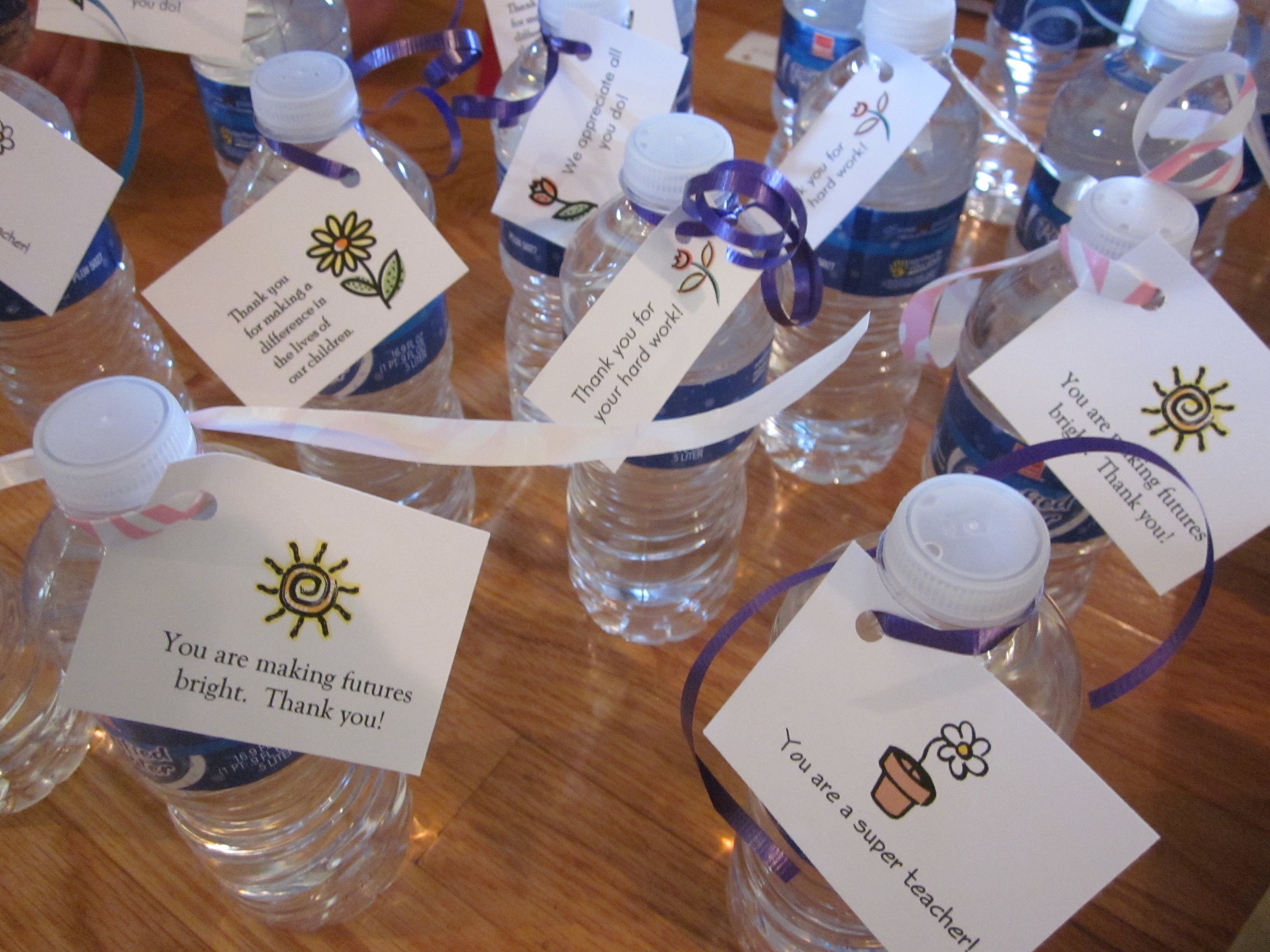 These Wellbowed Acrylic Water Bottles Make Great Teacher Gifts Teacher