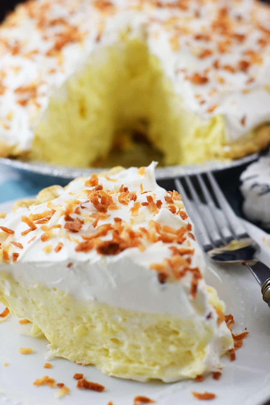 This Easy Coconut Cream Pie Is Dreamy And Creamy Filled With A Coconut