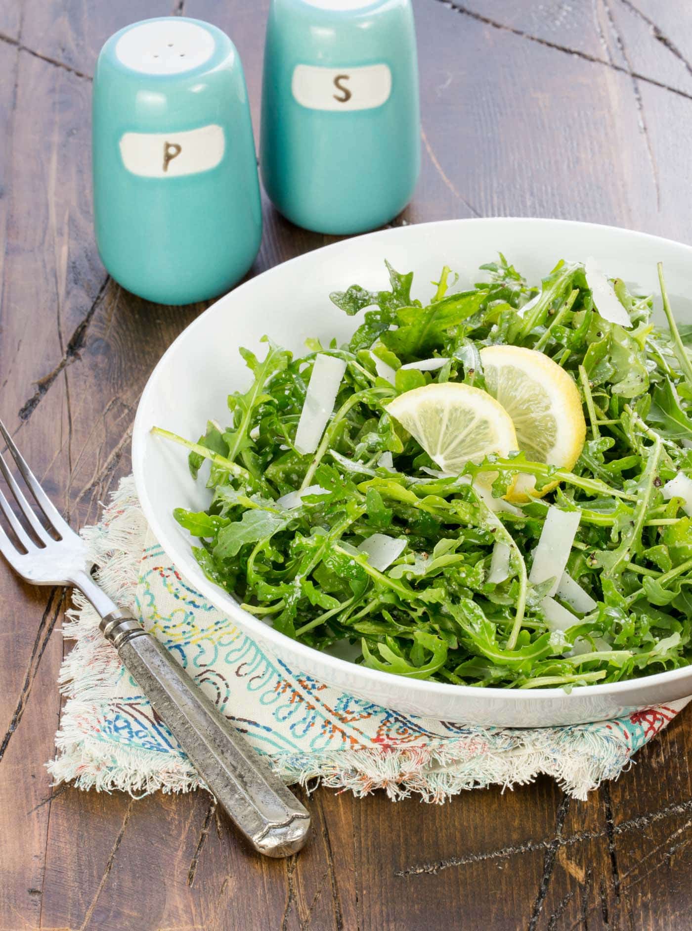 This Simple 5 Ingredient Arugula Salad With Lemon Vinaigrette Always