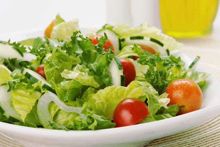 This Simple Green Salad Recipe Is The Perfect Side Salad For Any Meal