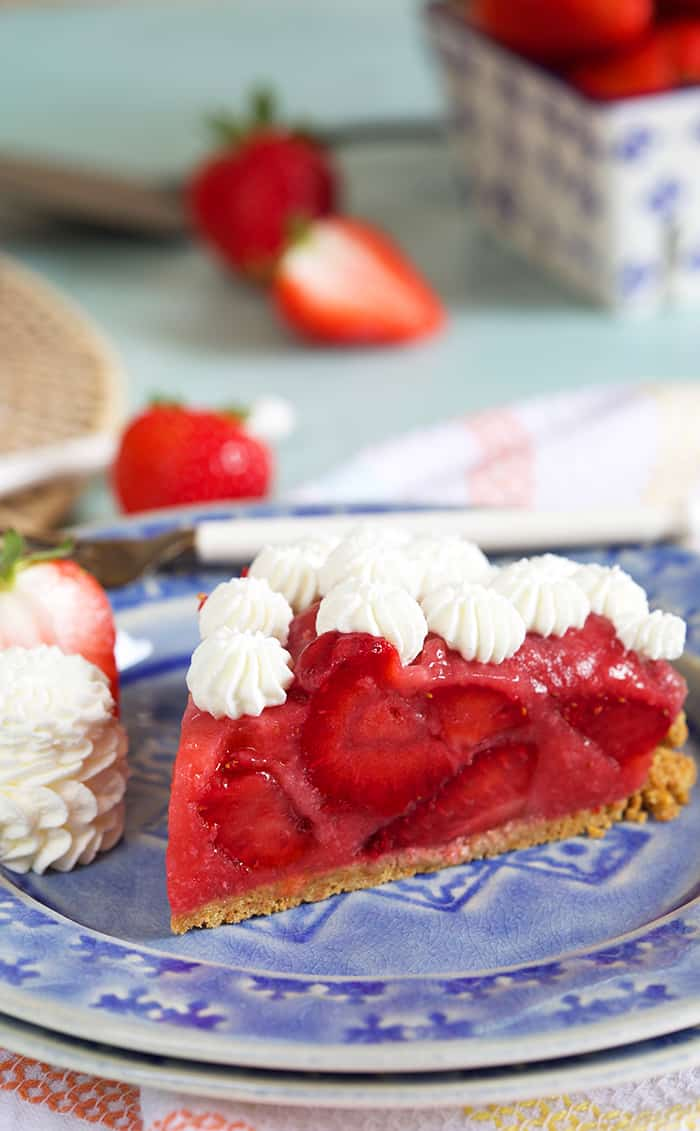 This Strawberry Pie Filling Is So Tasty Made With Juicy Strawberries Gelatin And Sugar I