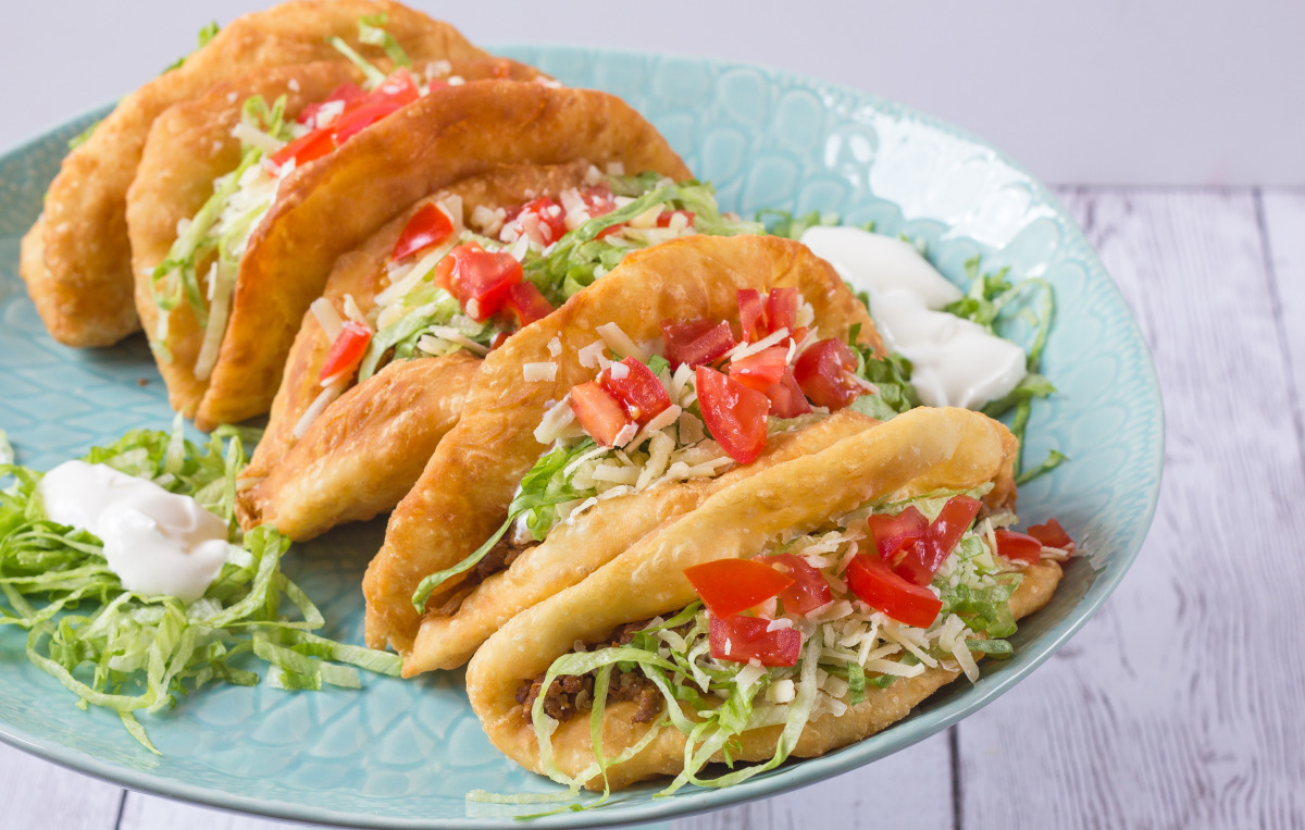 Top Copycat Restaurant Recipes Revealed Food Com Chalupa Recipe Restaurant Recipes Chalupas