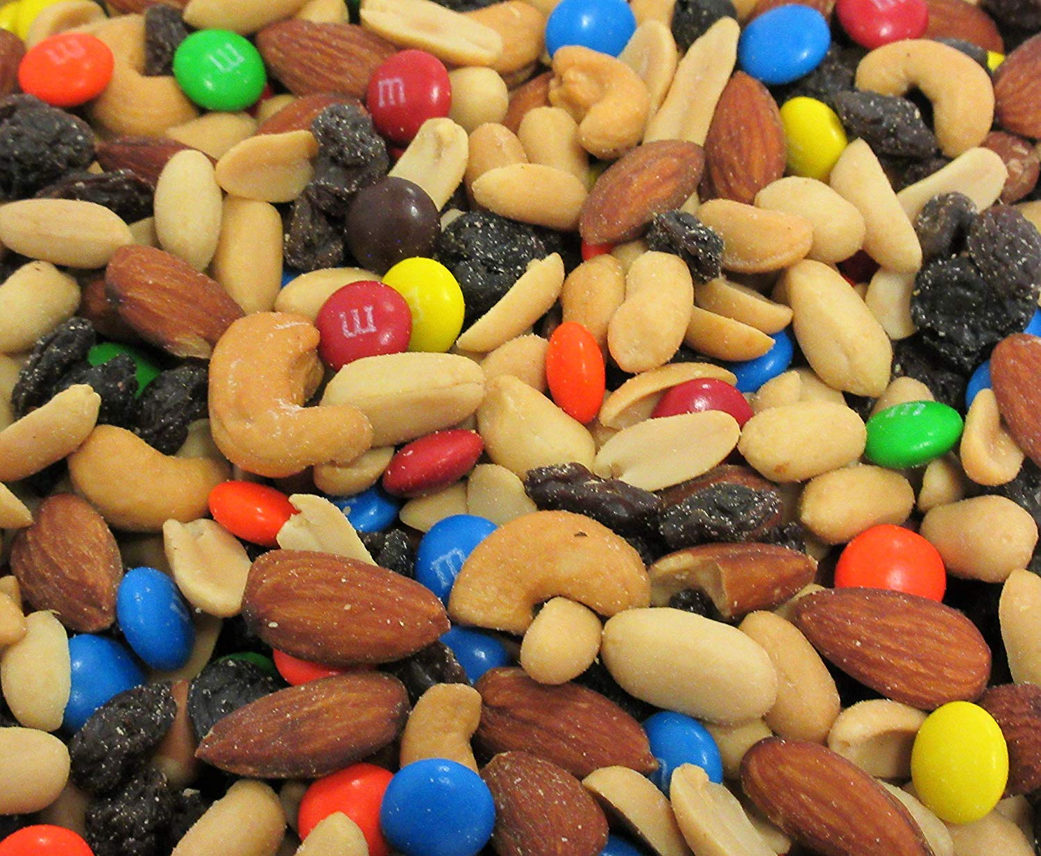 5 Must-Have Ingredients for Perfect Trail Mix