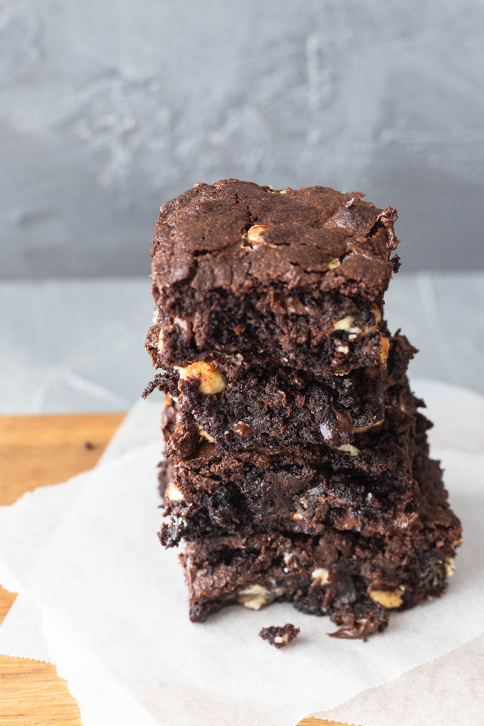 Triple Chocolate Chip Brownies The Home Cook S Kitchen