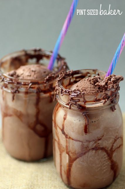 Triple Chocolate Milkshakes For Chocoholics Recipe Easy Vanilla