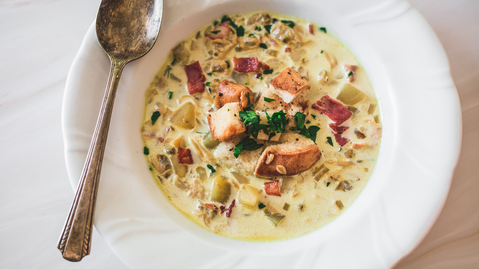 Ultimate Clam Chowder Is Creamy And Savory Made With Potatoes Cream Seasoning And Min