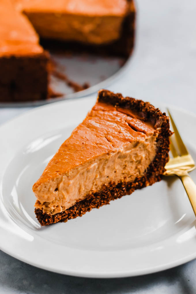 Vegan Pumpkin Cheesecake With Chocolate Crust Gluten Free Emilie Eats