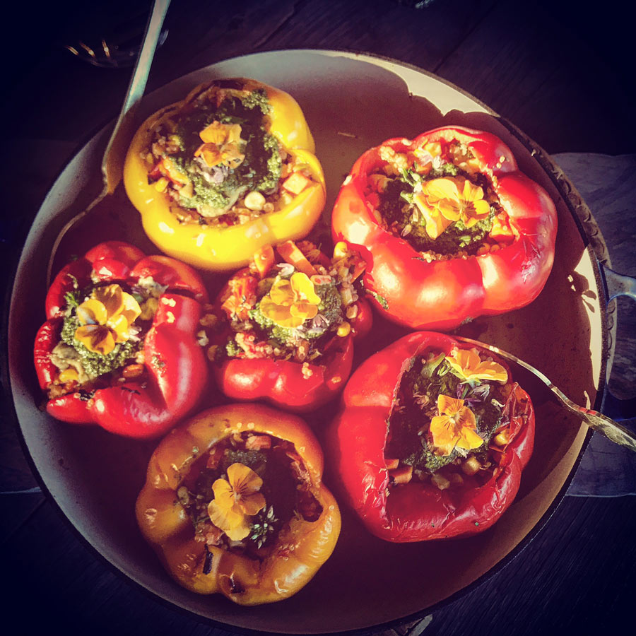 Vegan Stuffed Peppers With Quinoa Easy High Protein Wellplated Com