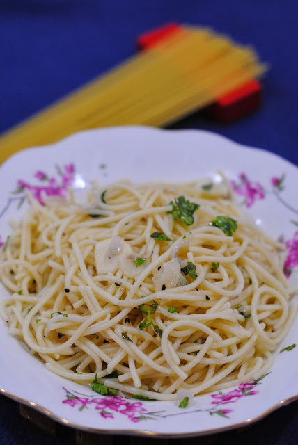 Very Easy Aglio Olio Recipe Service From Heart Very Easy Aglio Olio