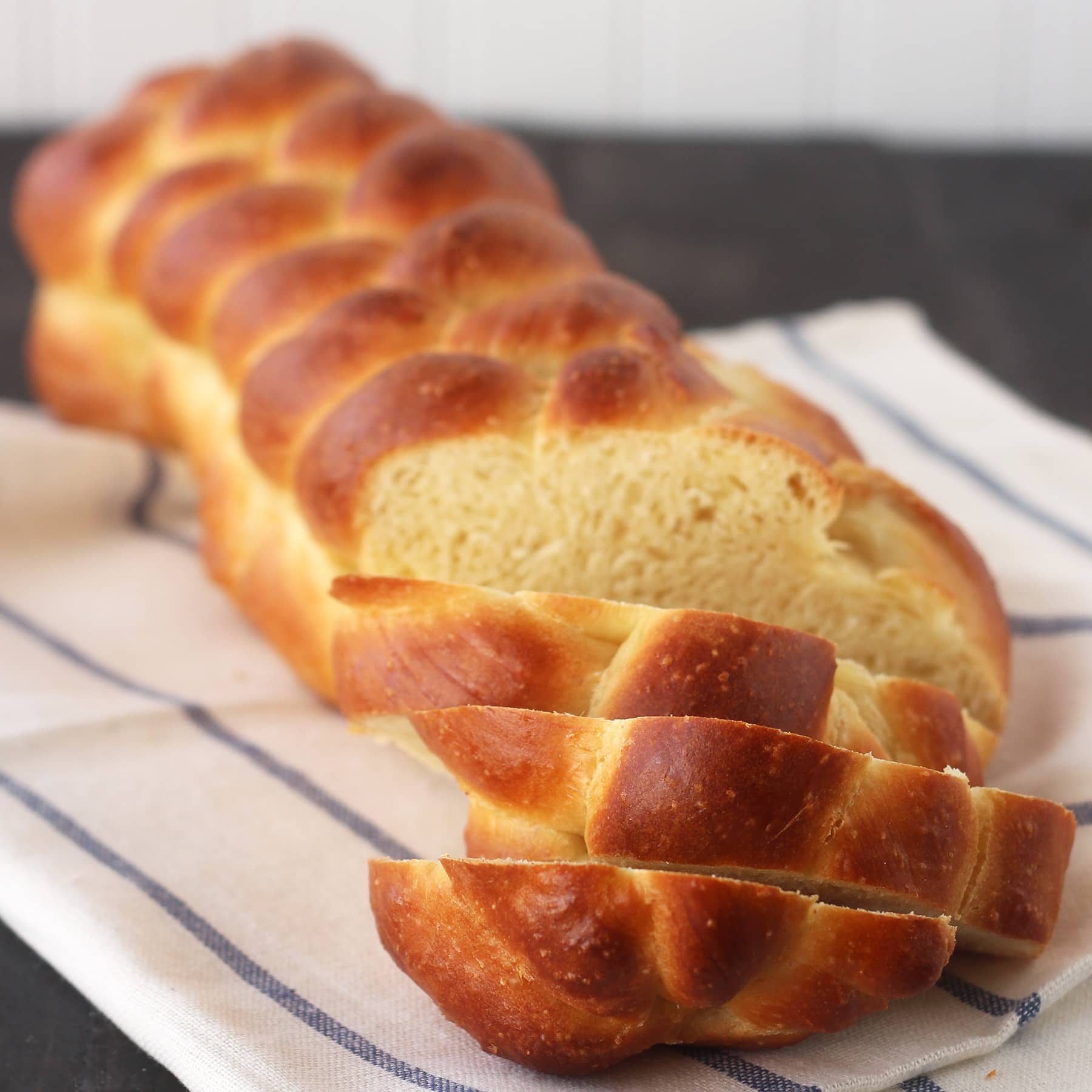 What Is Challah Bread Plus How To Make It